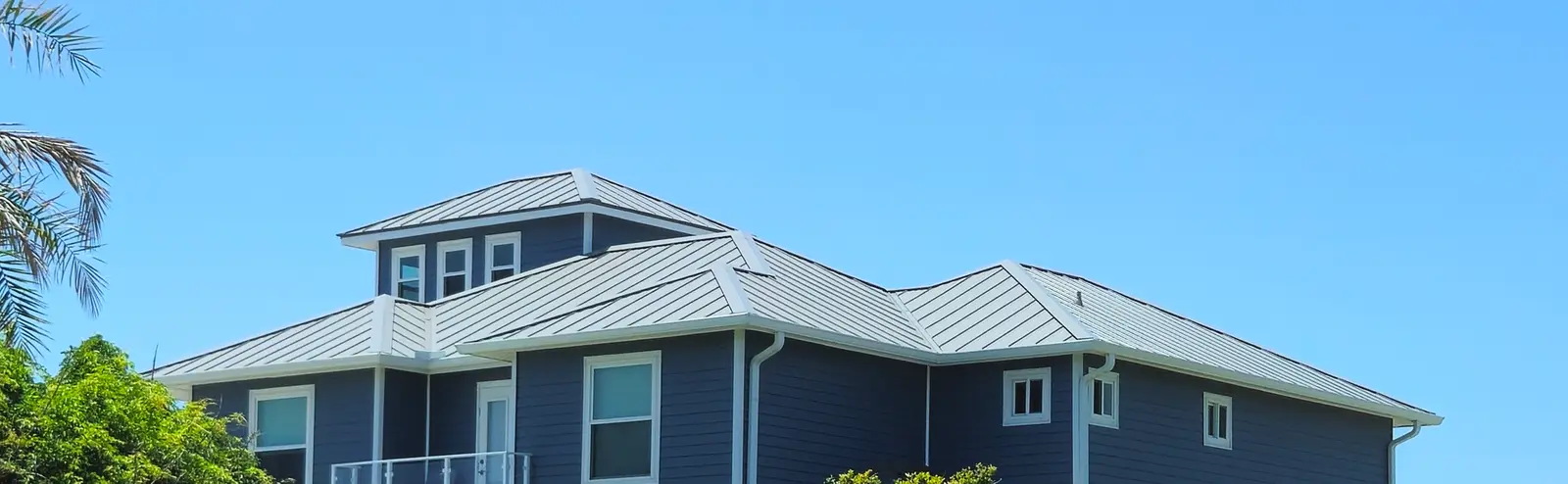 Metal Roof Maintenance in Daytona Beach: A Coastal Homeowner's Checklist