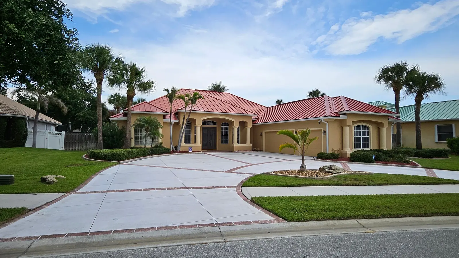 Metal Roofing vs. Clay and Concrete Tile in Florida: Which Should You Choose?